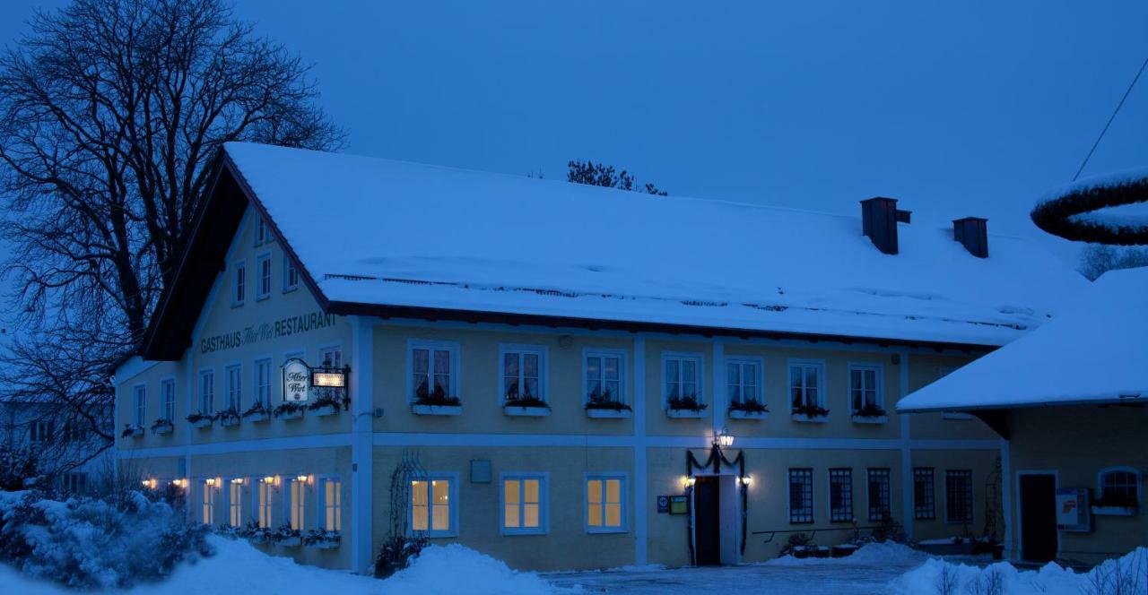 Hotel Alter Wirt Hallbergmoos Exterior photo